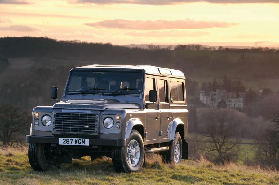  Land Rover Defender 2006 года  (фото 44 из 227)